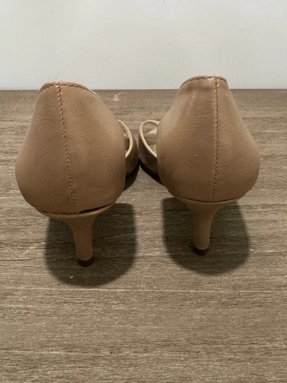 Bandolino Nude Open-Toe Mid Heel Pumps | Good Used Condition - Picture 4 of 7